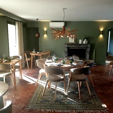 Domaine Les Bruyeres 3* Gambais